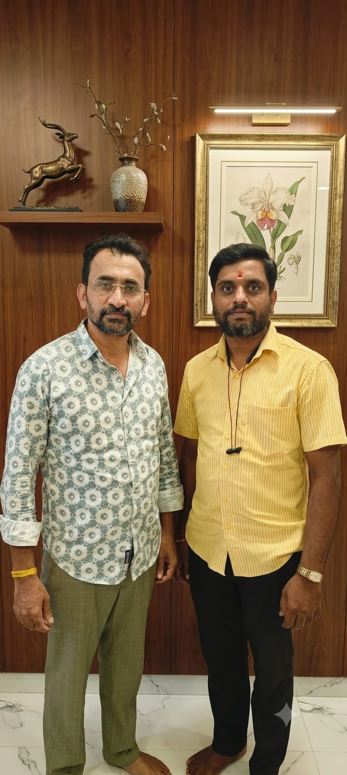Shri Praveen Guruji with Shri Shankar B.C.